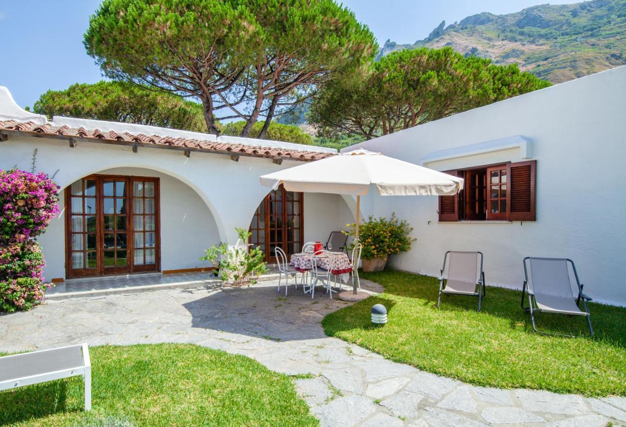 Villetta Con Giardino Esclusivo Di 1000 Mq, Piscina, Tennis, Calcio, Bocce Forio di Ischia Dış mekan fotoğraf