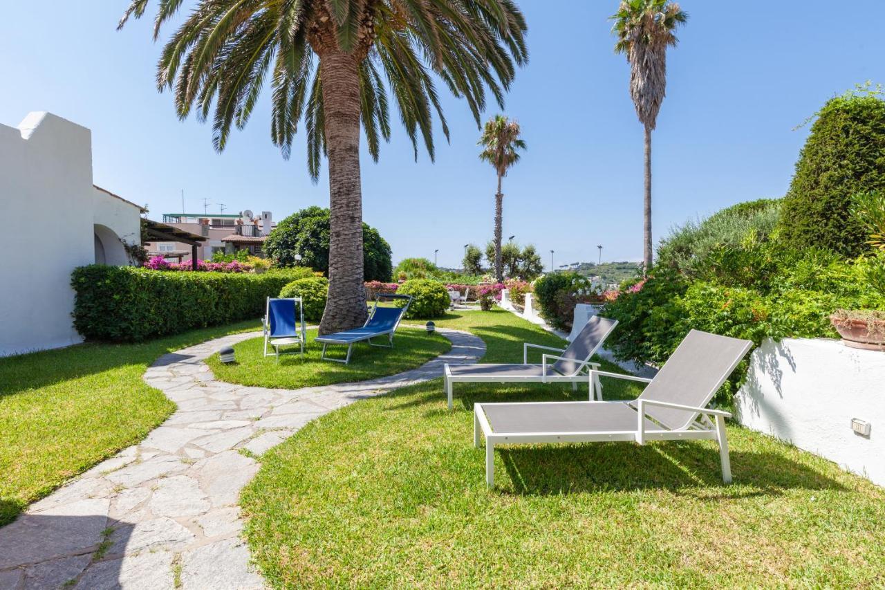 Villetta Con Giardino Esclusivo Di 1000 Mq, Piscina, Tennis, Calcio, Bocce Forio di Ischia Dış mekan fotoğraf