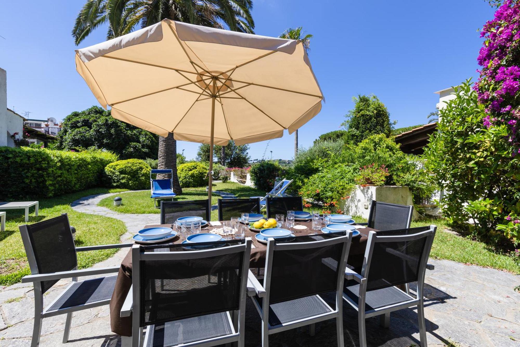 Villetta Con Giardino Esclusivo Di 1000 Mq, Piscina, Tennis, Calcio, Bocce Forio di Ischia Dış mekan fotoğraf